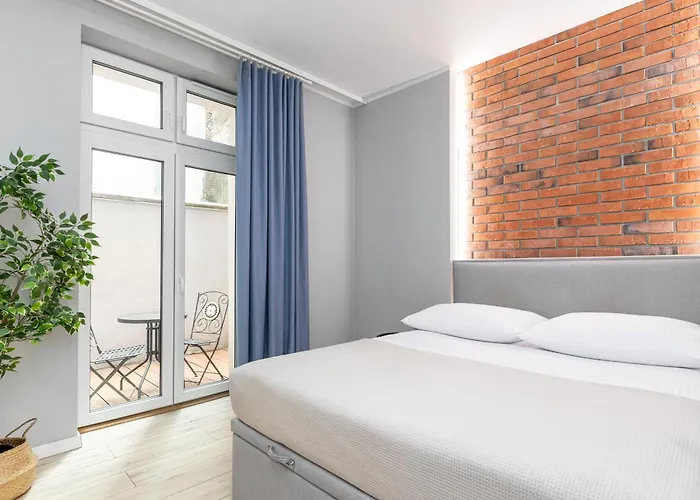 Native Starowiślna 33a *